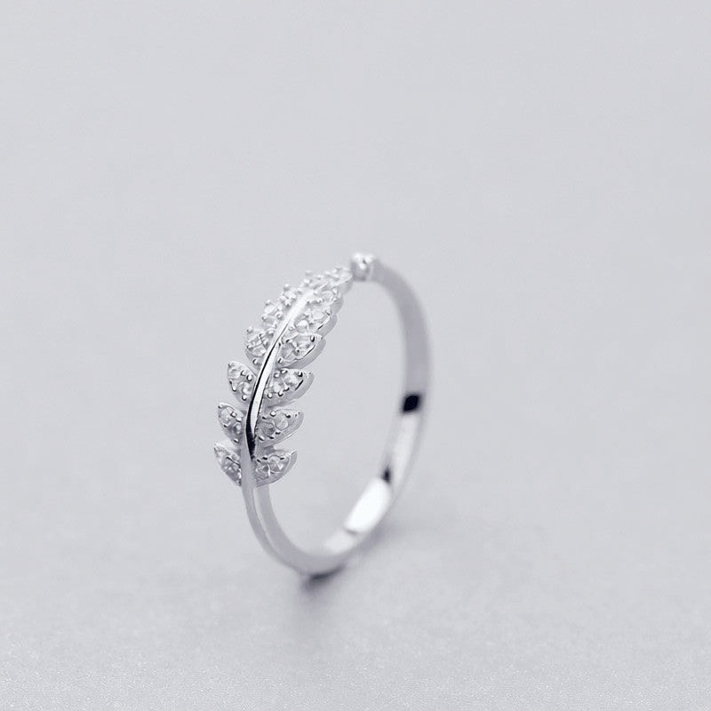 Bague feuille argentée ajustable — modèle 1, sans inscription fournisseur