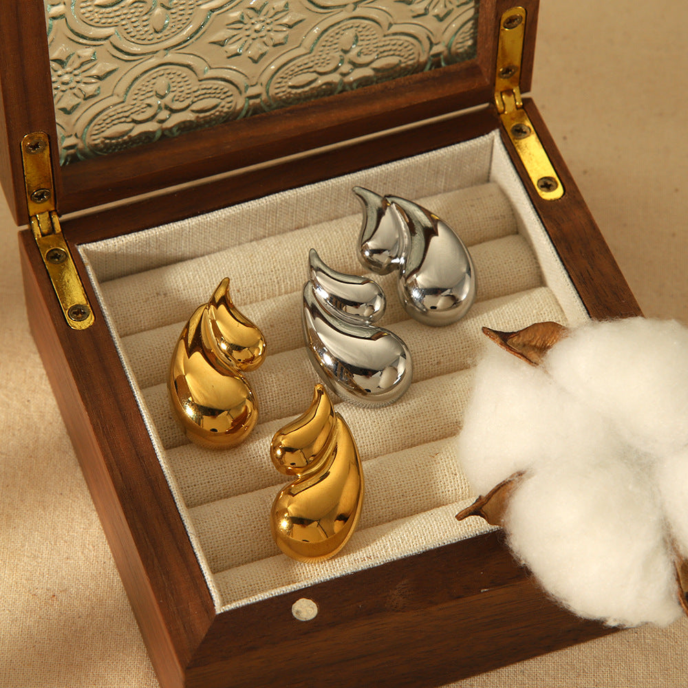 Boucles Goutte sculpturales