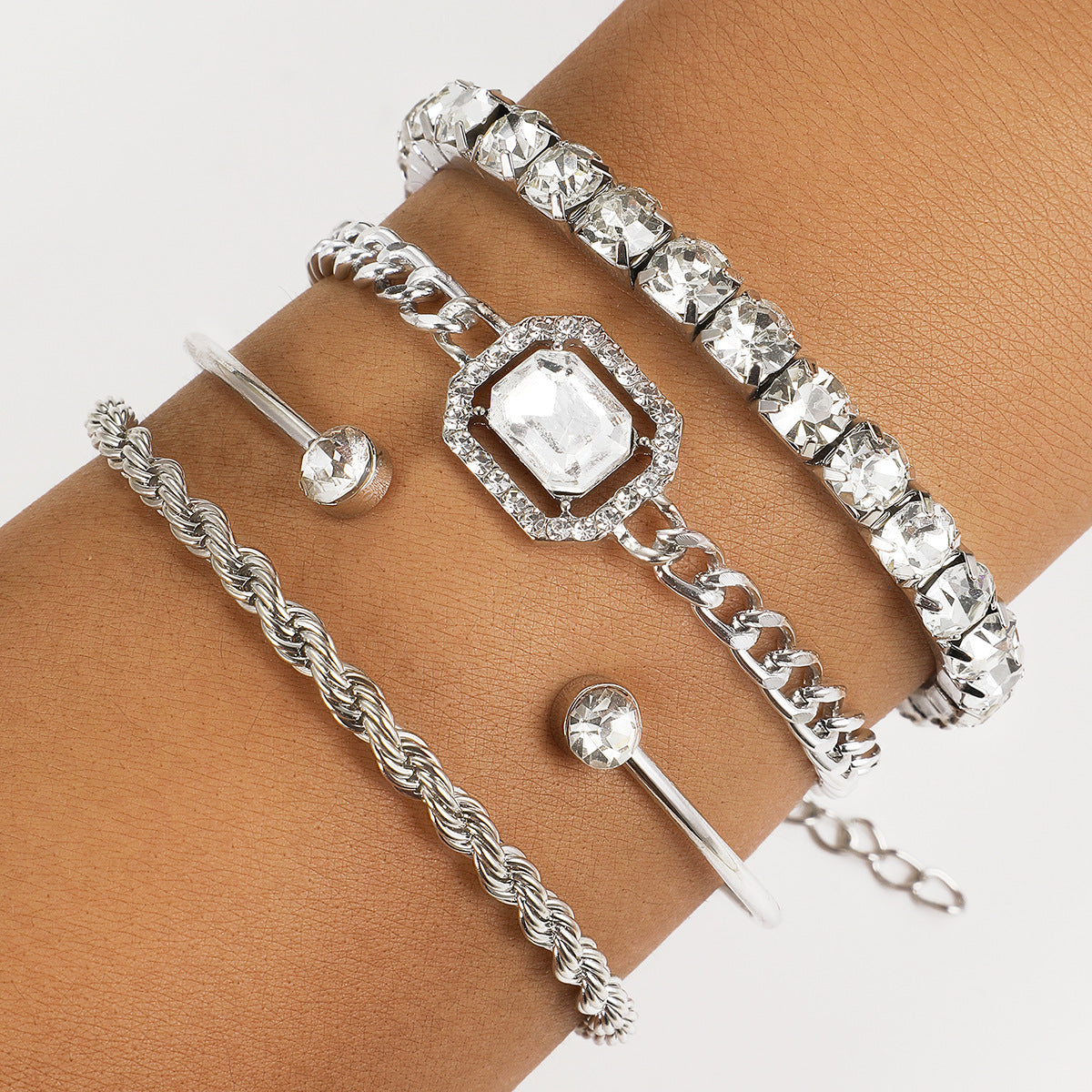 Lot de quatre bracelets Cristal — ensemble 2