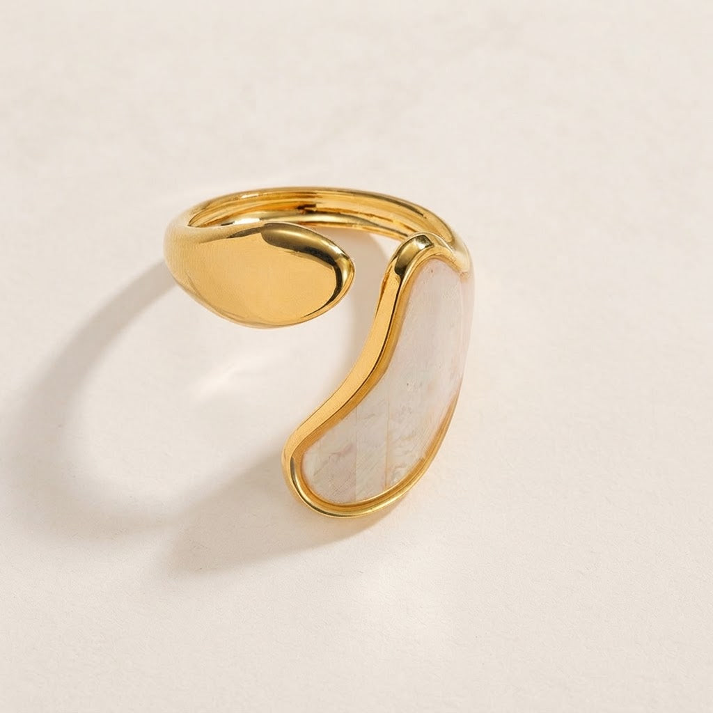 Bague Irisa – modèle A nacre blanche